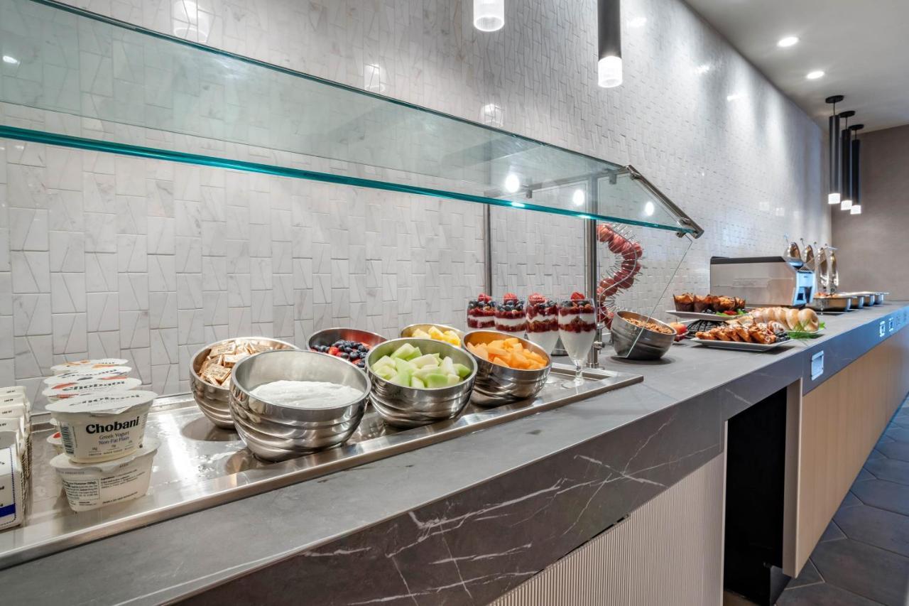 Sheraton Suites Wilmington Downtown Εξωτερικό φωτογραφία
