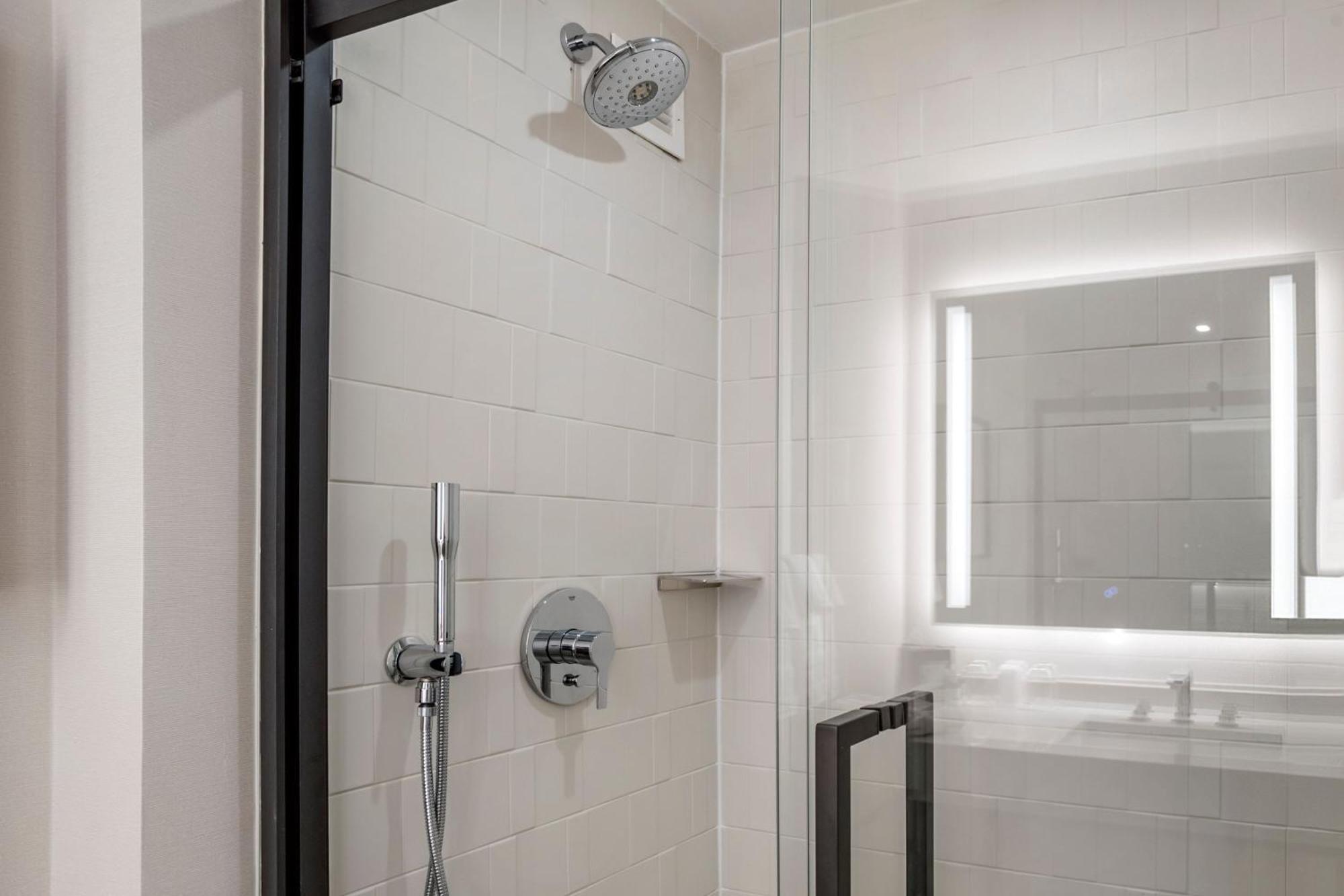 Sheraton Suites Wilmington Downtown Εξωτερικό φωτογραφία