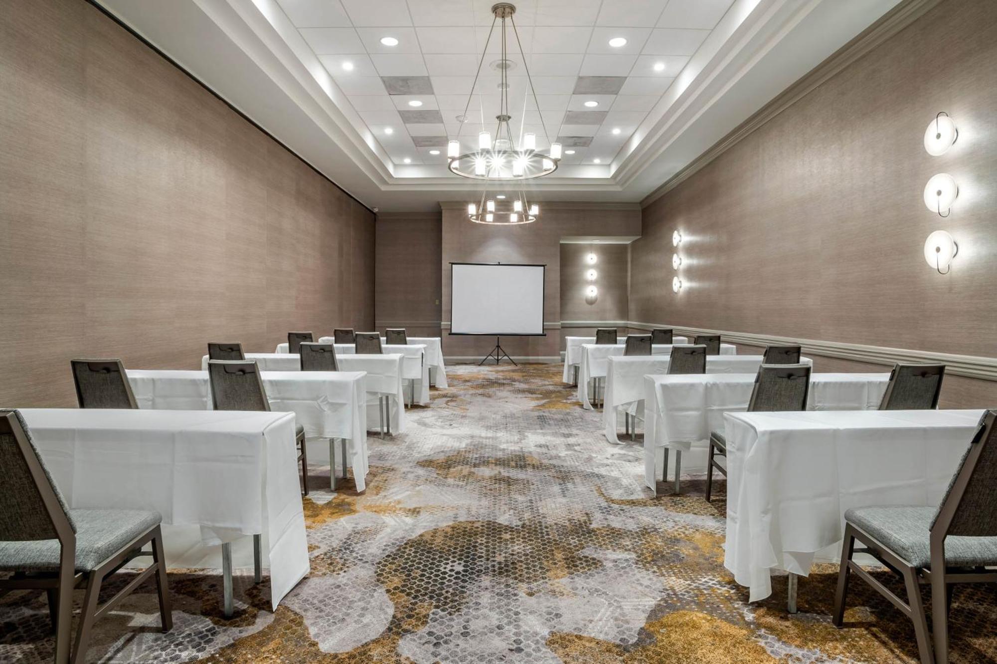 Sheraton Suites Wilmington Downtown Εξωτερικό φωτογραφία